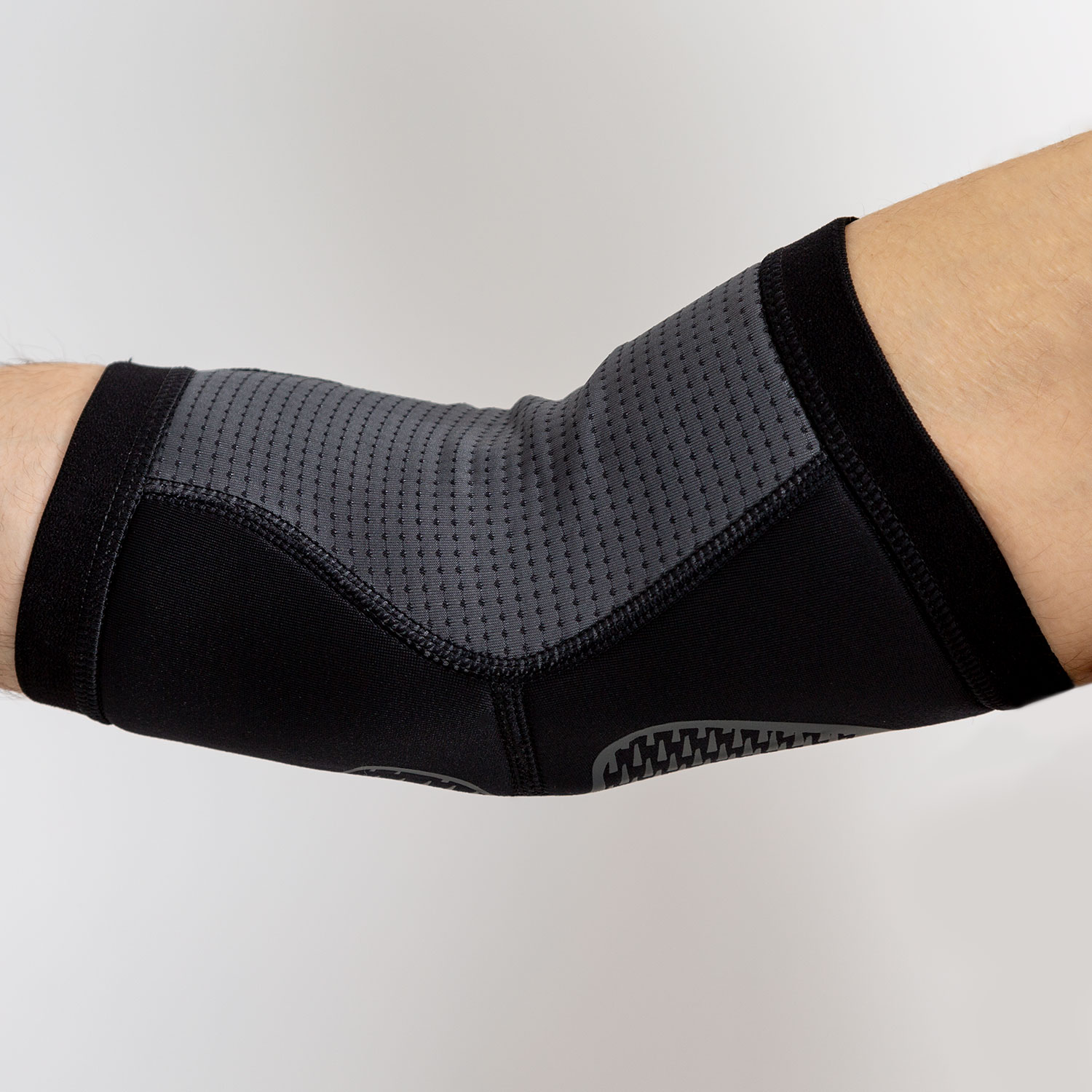 nike pro hyperstrong knee sleeve 3.0
