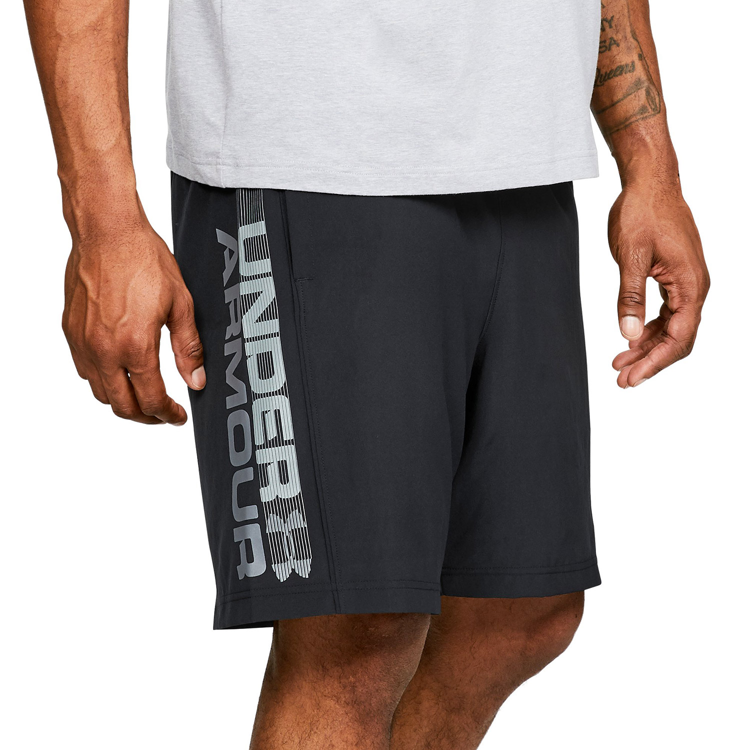 mens shorts under armour