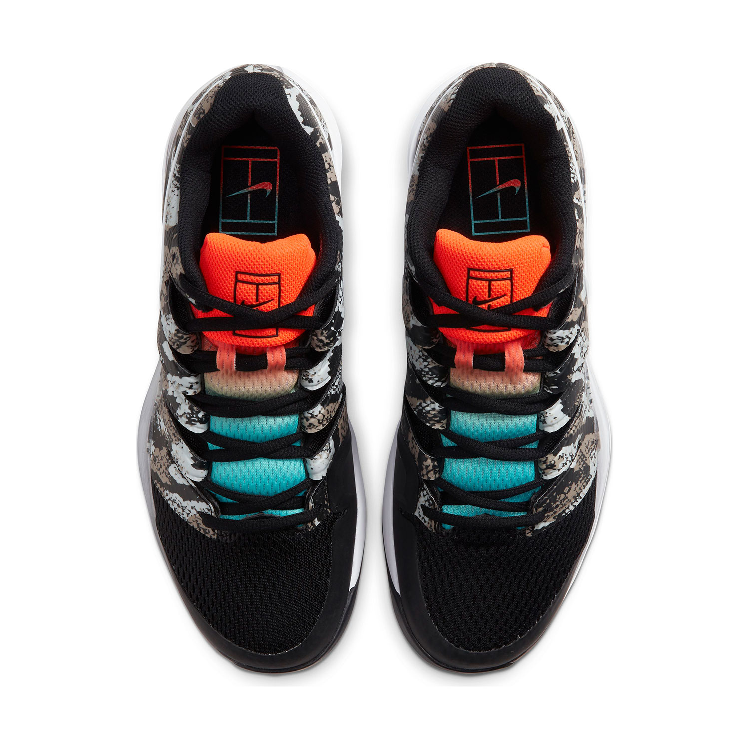 ロジャー・フェデラーモデルの最新シューズ NikeCourt Air Zoom