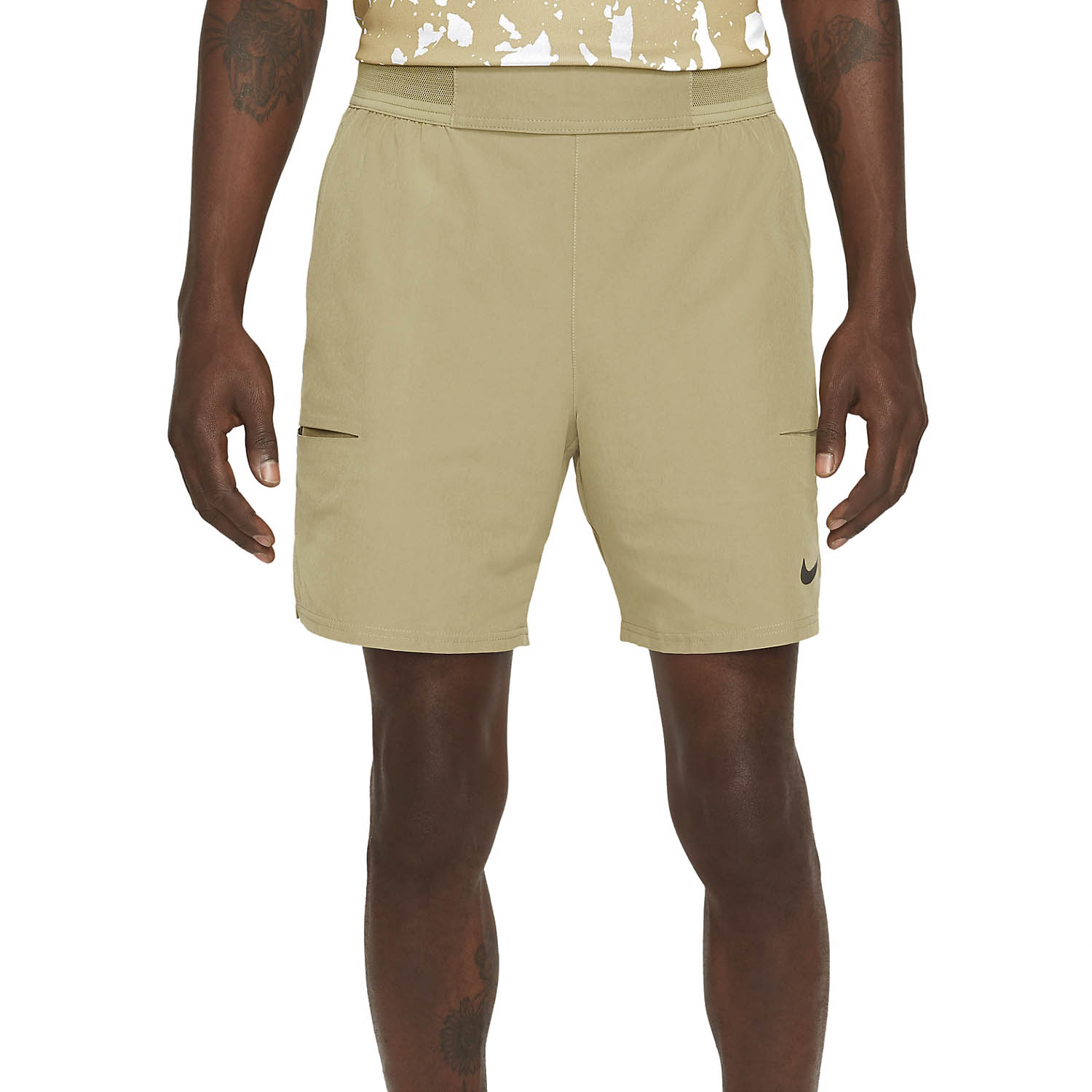 nike shorts beige