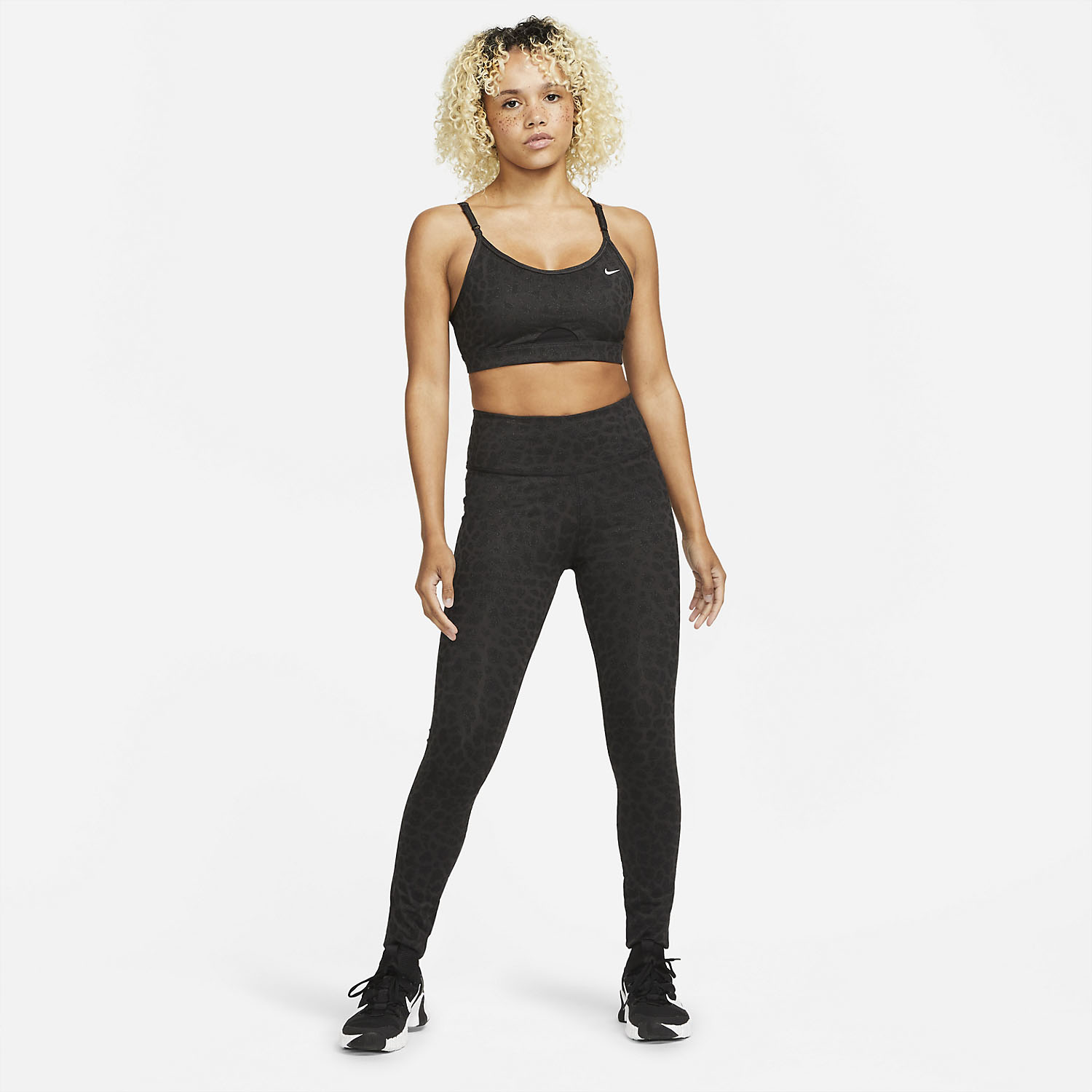 nike sports bra and tights set