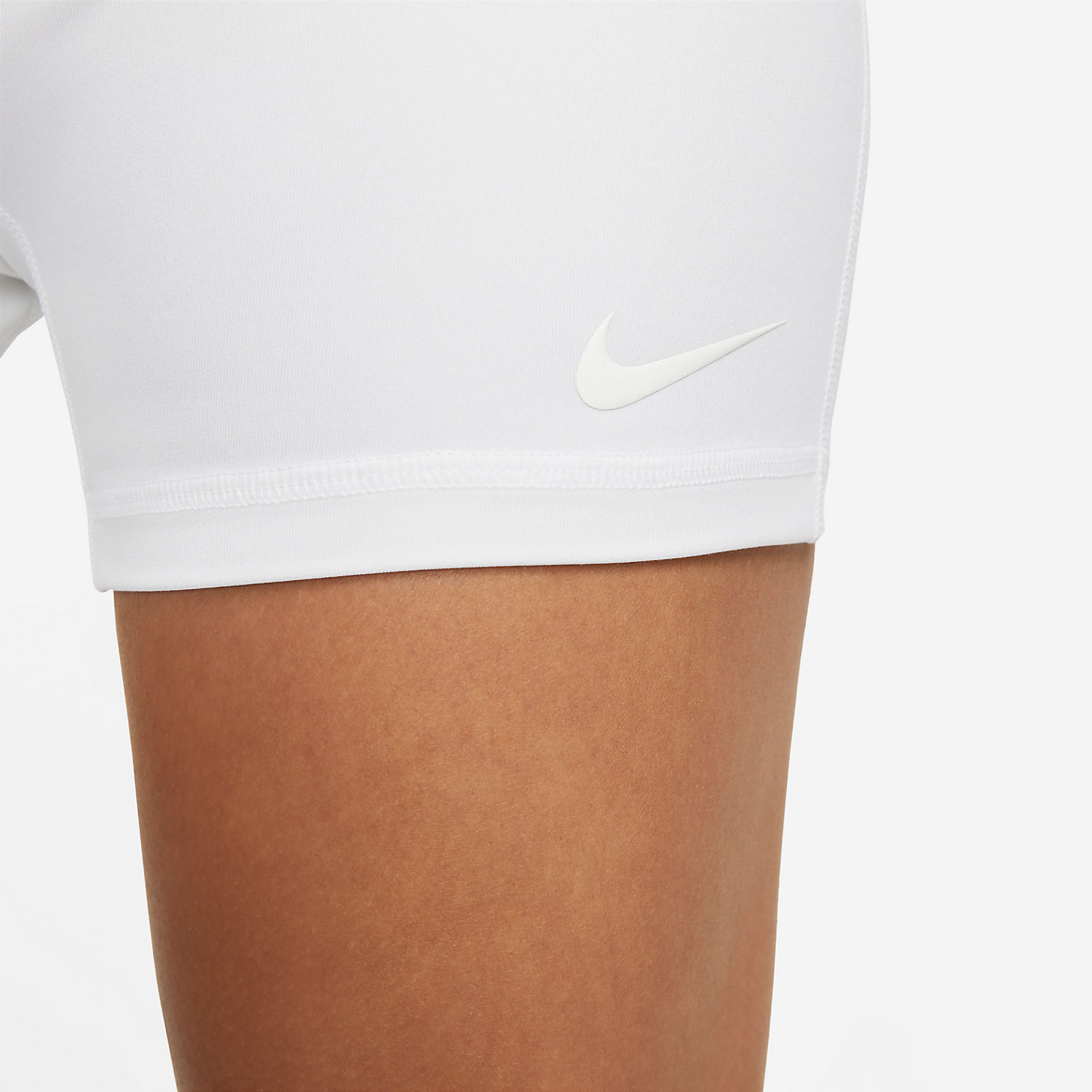 Nike Dri-FIT Club 4in Women's Tennis Shorts - White