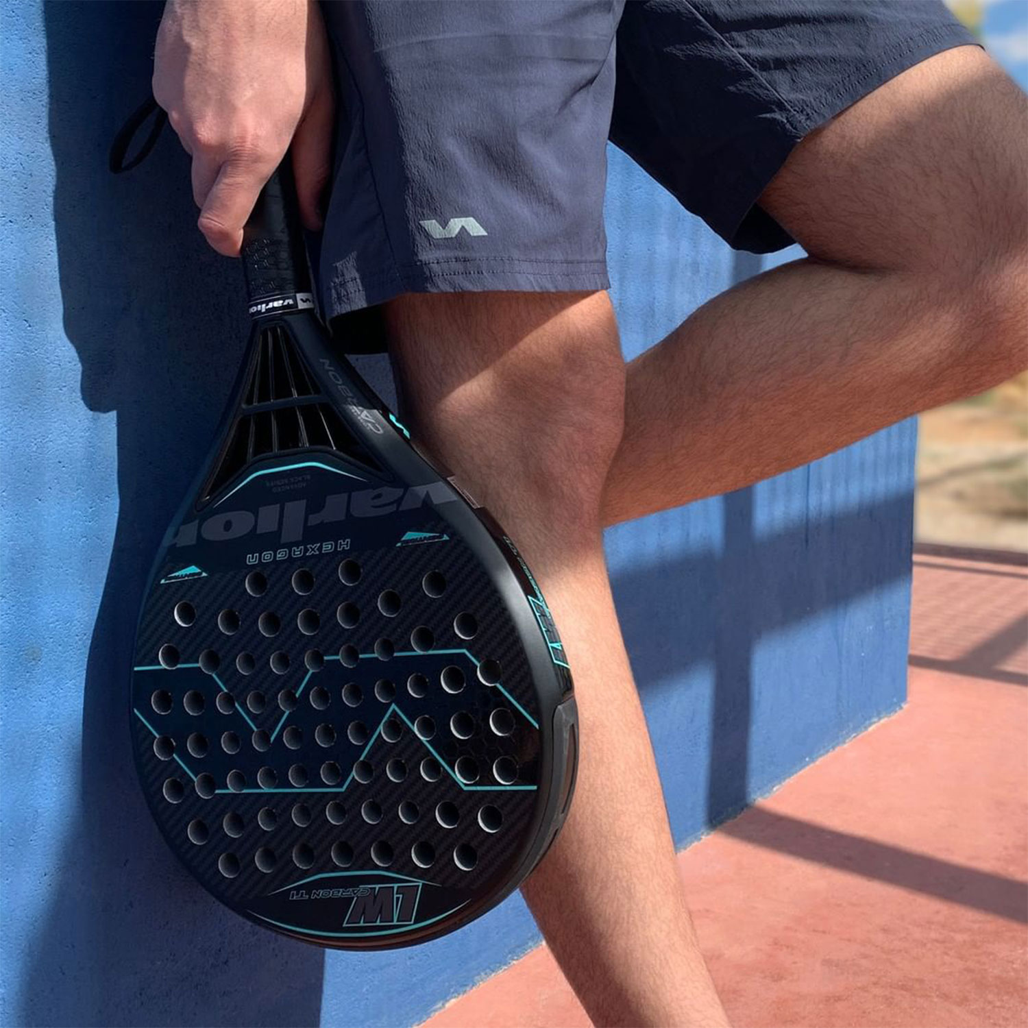 Varlion LW Carbon TI Difusor Black Padel Racket - Black/Blue
