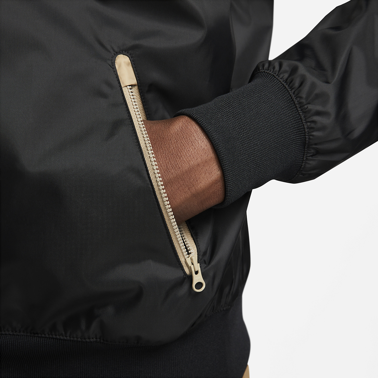 Nike Essentials Windrunner Jacket - Black/Khaki