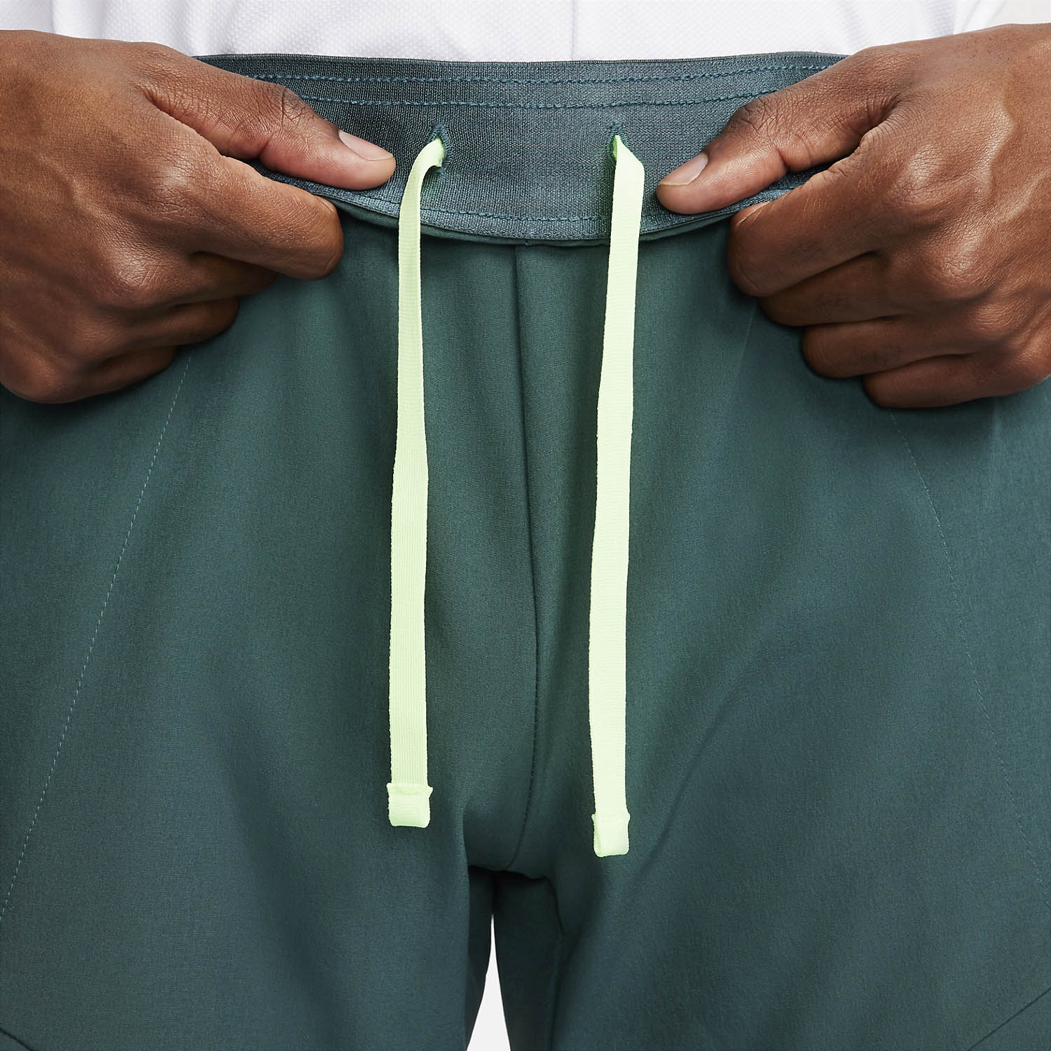 Nike Dri-FIT Advantage 7in Men's Tennis Shorts - Deep Jungle/Lime