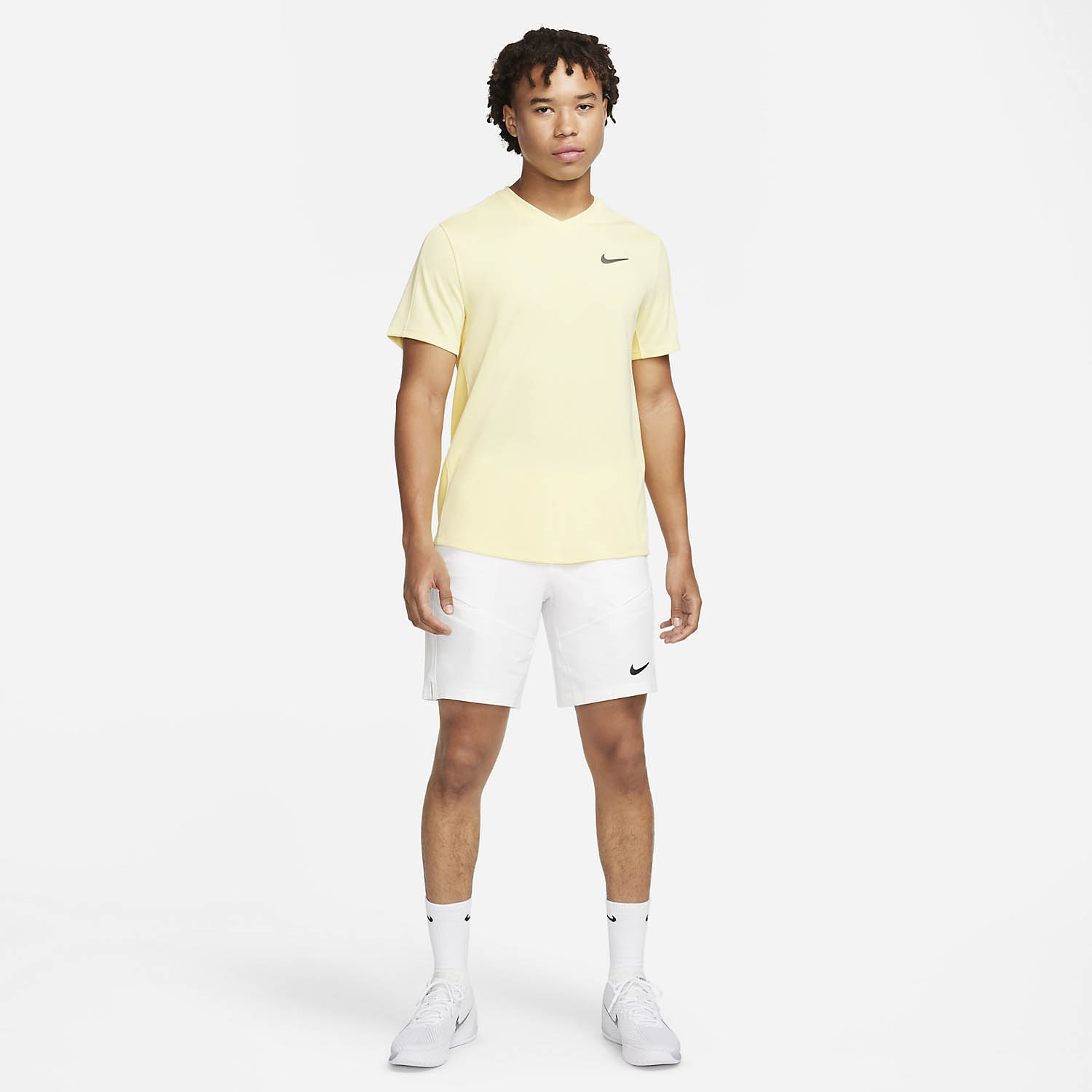 nike-court-advantage-9in-