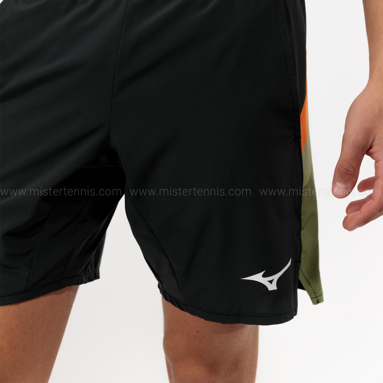 Mizuno Release Amplify 8in Shorts - Black/Vibrant Orange