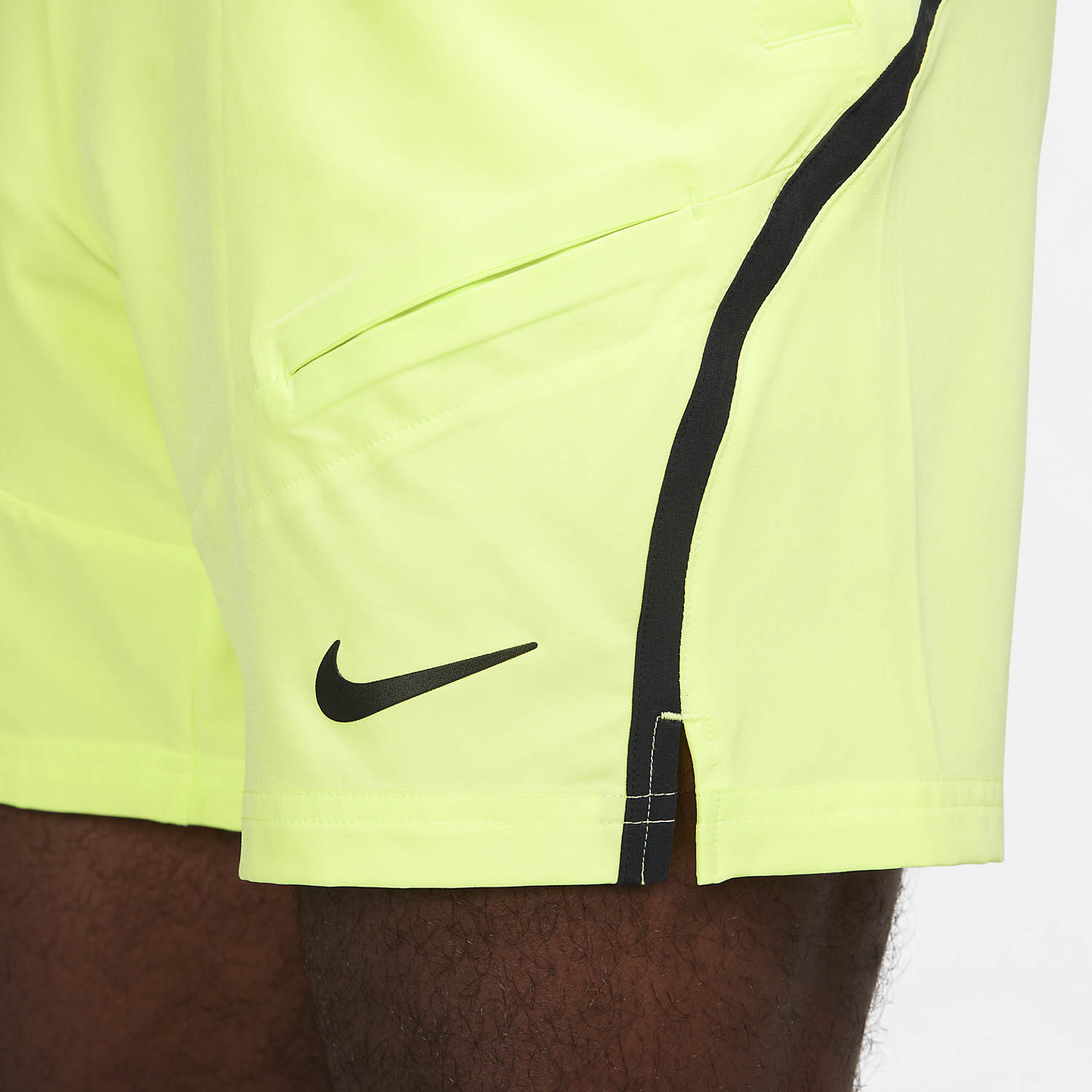 Nike Court Advantage 7in Shorts - Light Lemon Twist/Black