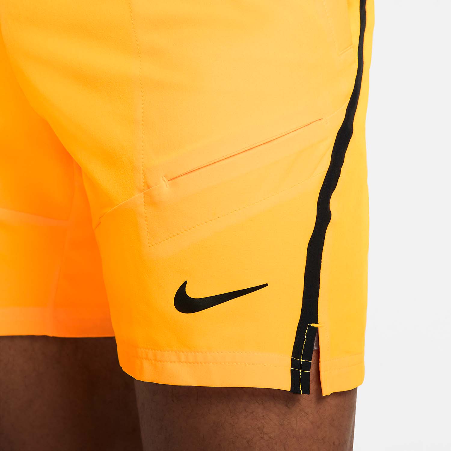 Nike Court Advantage 7in Men's Tennis Shorts - Laser Orange