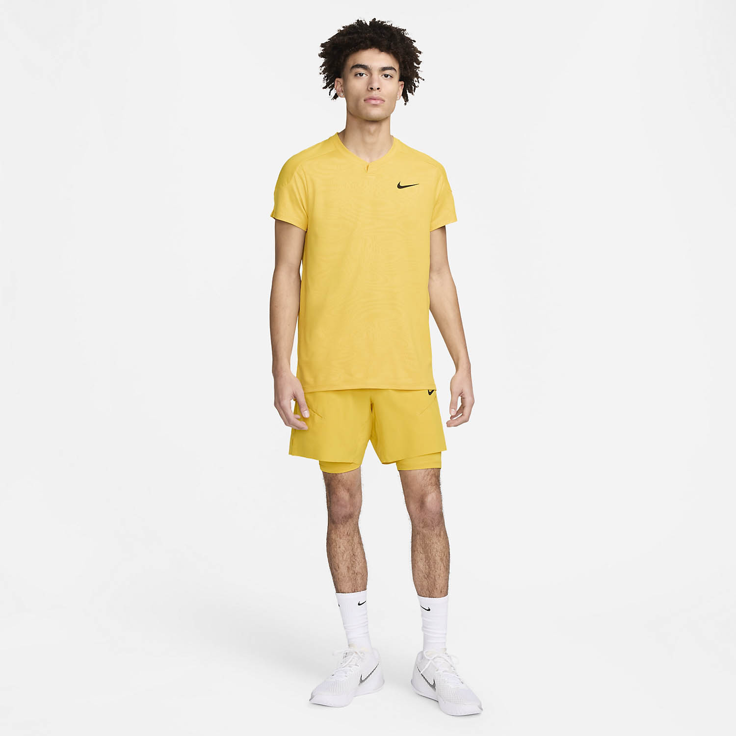 Short tennis court homme best sale
