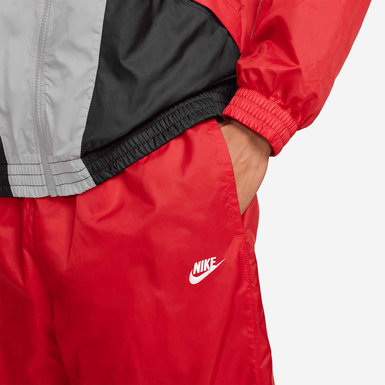Nike Club Tracksuit - University Red/Black/Light Smoke Grey/White