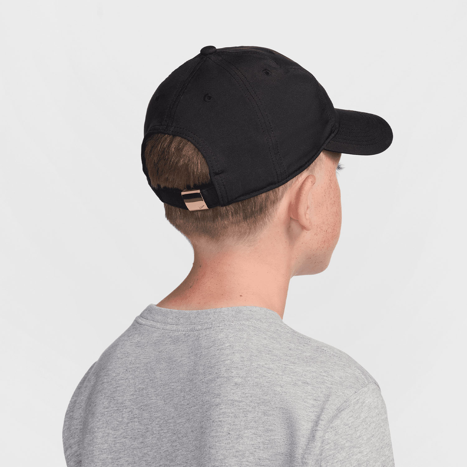 Nike Dri-FIT Club Gorra Niños - Black/Flat Gold