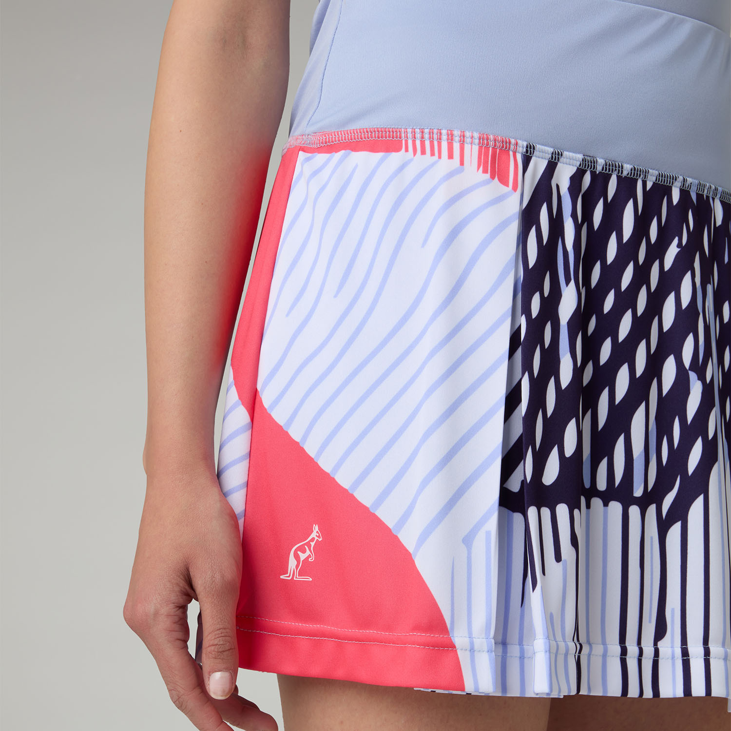 Australian Absynth Gonna - Nuvola