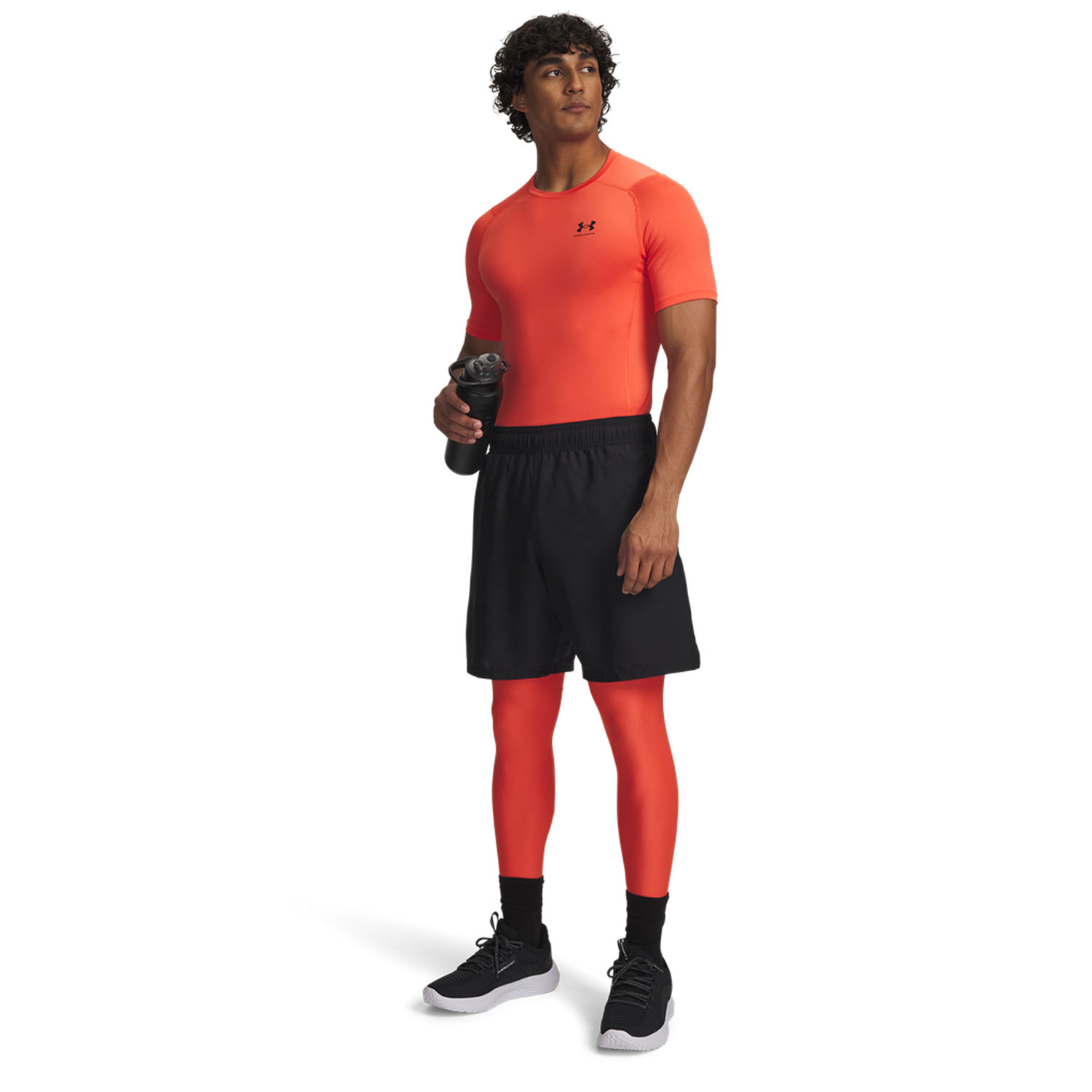 Under Armour Woven Split 9in Shorts - Black/Venom Red