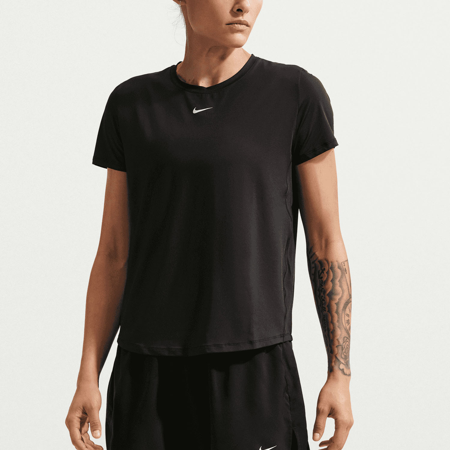Nike One Classic T-Shirt - Black/White
