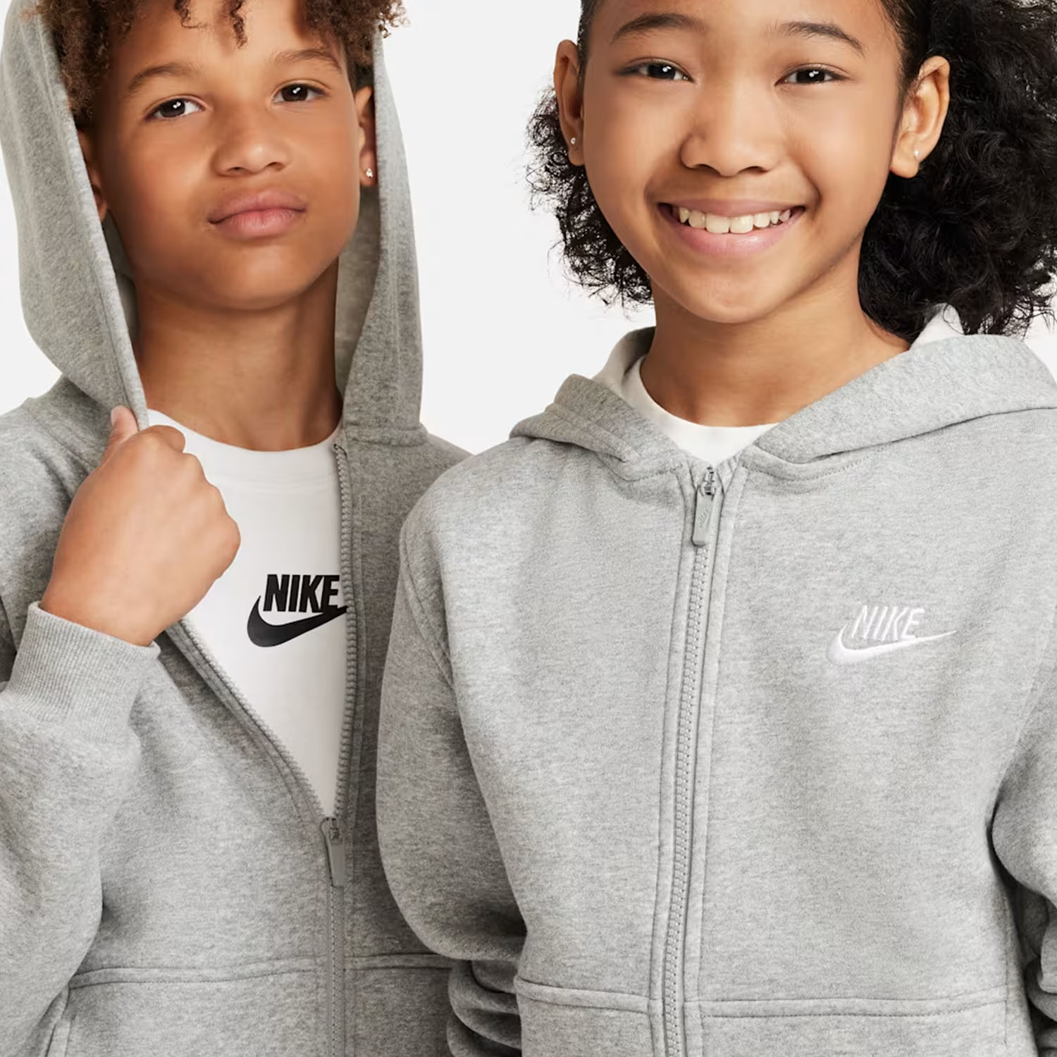 Nike Club Sudadera Niños - Dark Grey Heather/Base Grey/White