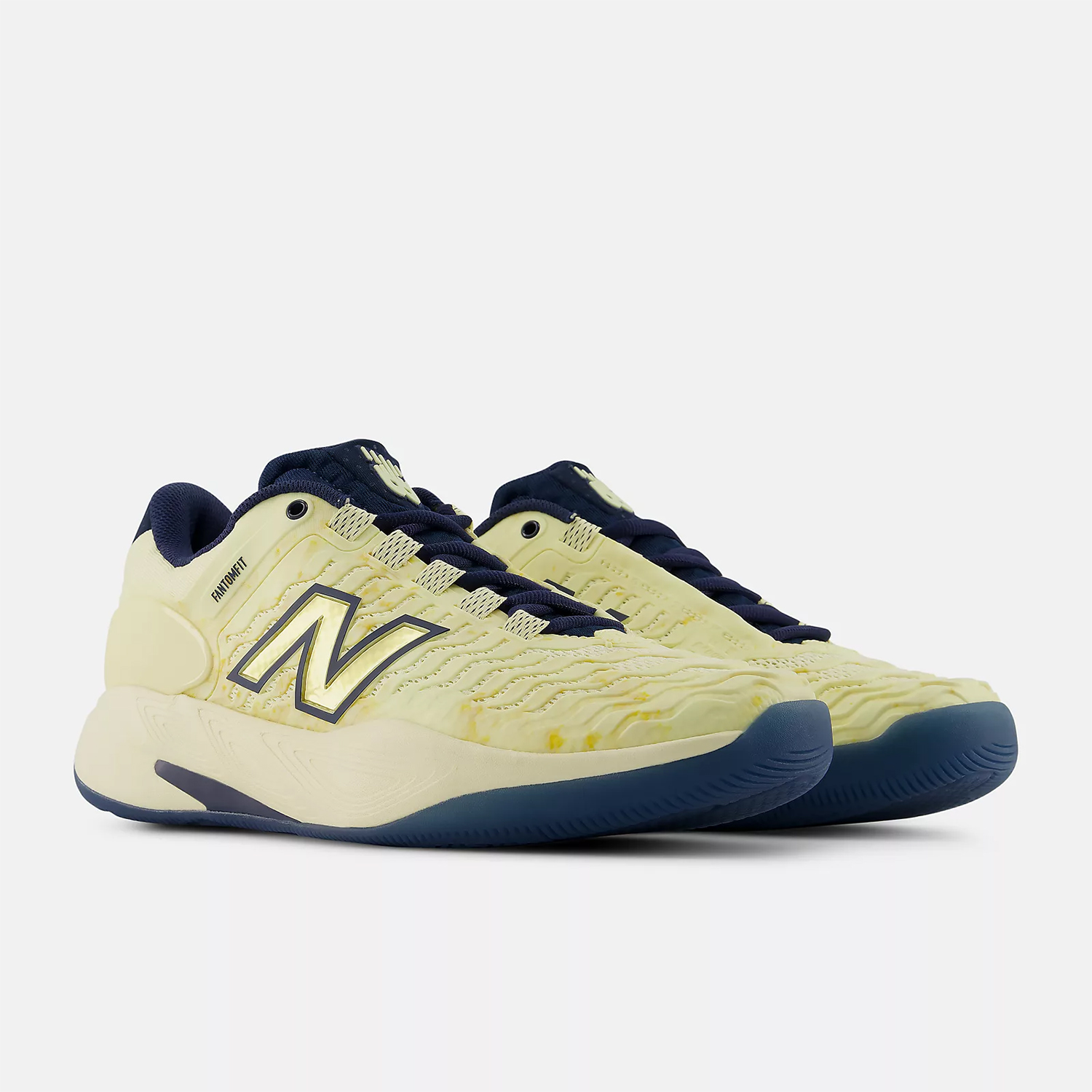 New Balance Fresh Foam X CT Rally v2 - Angora/Dawn Glow