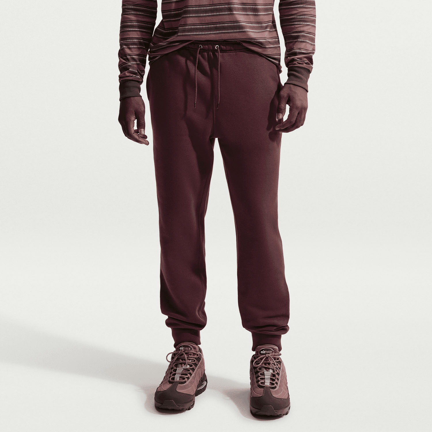 Nike Club Pants - Burgundy Crush/Metallic Gold