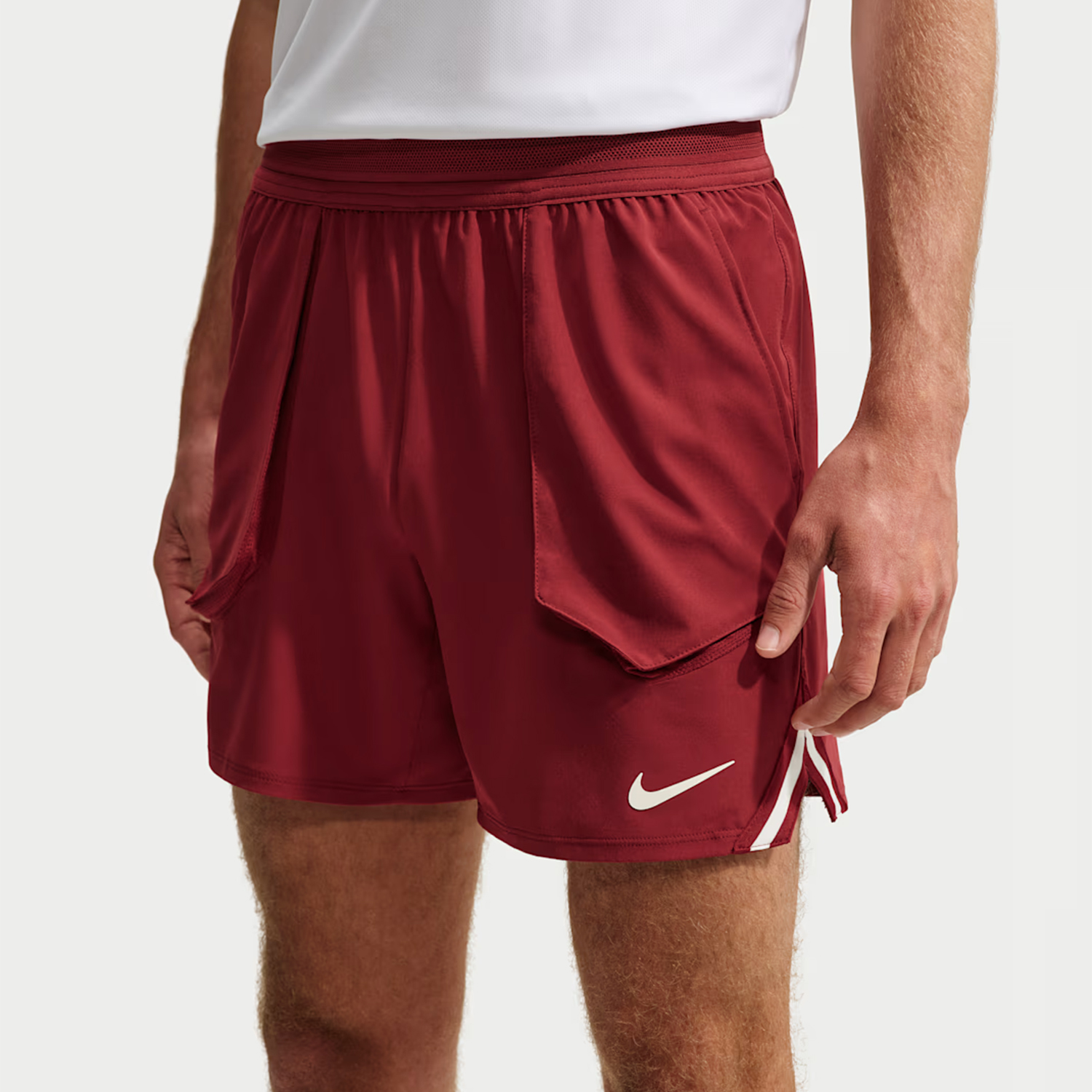 Nike Court Slam Jannik 6in Shorts - Team Red/Pale Ivory
