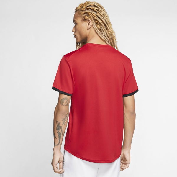 gym red t shirt