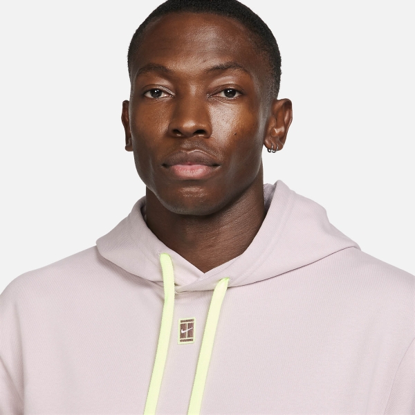 Nike top heritage court
