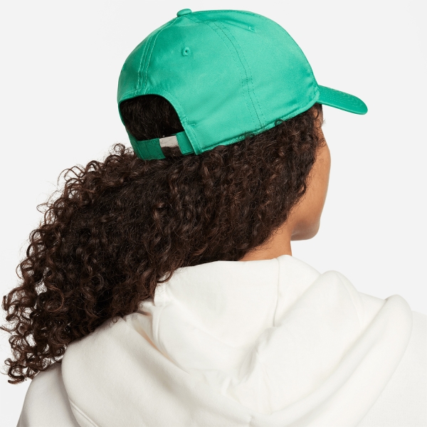 Nike Dri-FIT Club Cappello - Stadium Green/Metallic Silver