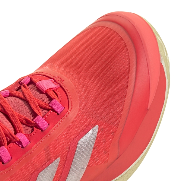 adidas Avacourt 2 - Lucid Red/Silver Metal/Warm Vanilla