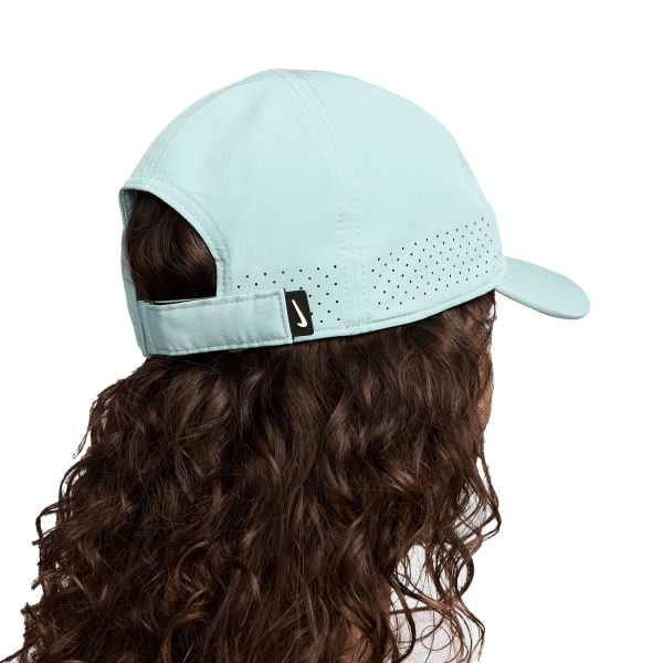 Nike Dri-FIT ADV Club Cap - Cannon/White
