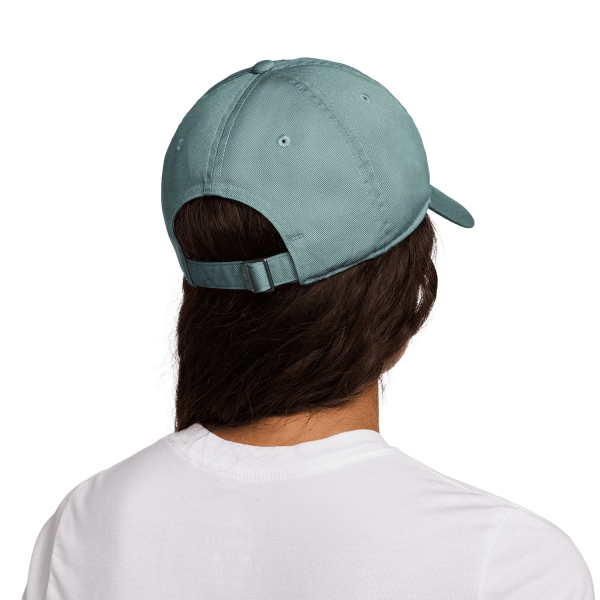 Nike Club Cap - Cannon/White