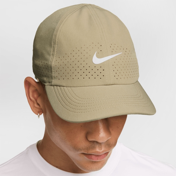 Nike Dri-FIT ADV Club Gorra - Desert Khaki/White