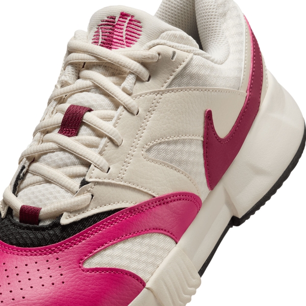Nike Court Lite 4 Clay - Pale Ivory/Rush Pink/Sail/Team Red