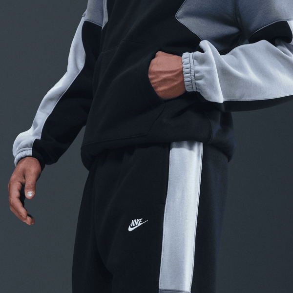 Nike Club Fleece Tuta - Black/Light Smoke Grey/Smoke Grey/White