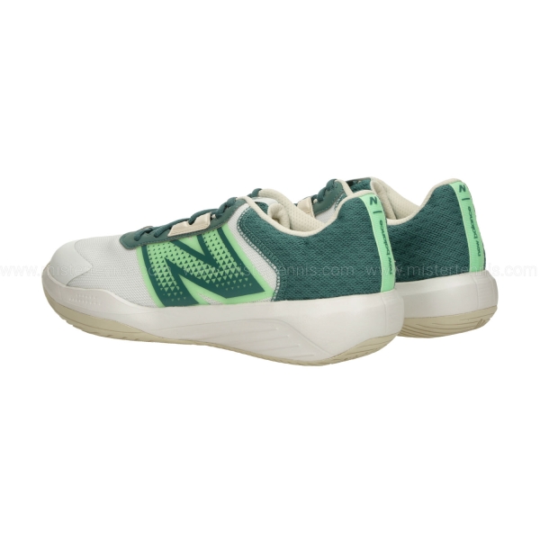 New Balance 696 v6 - White
