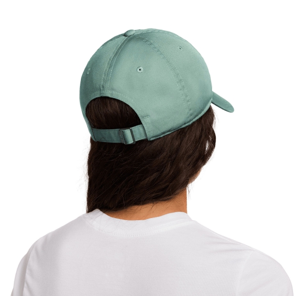 Nike Club Cap - Cannon/White