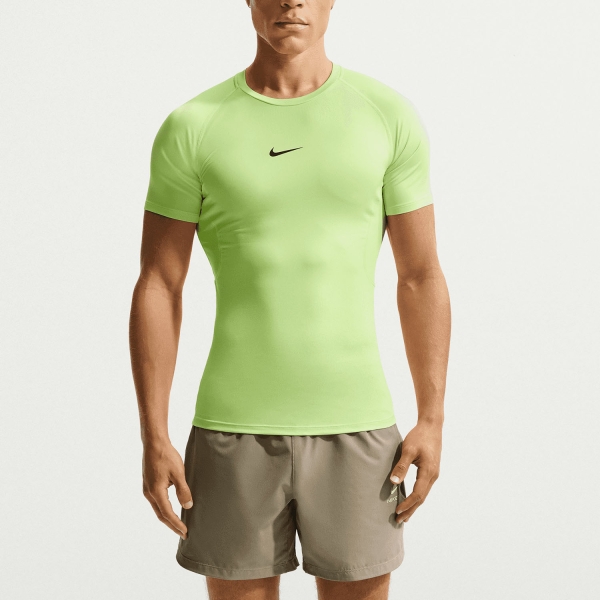 Camisetas de Tenis Hombre Nike Pro Camiseta  Light Liquid Lime/Black FB7932360