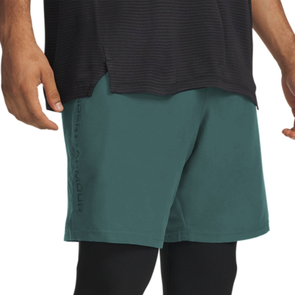 Pantaloncini Tennis Uomo Under Armour Woven Split 9in Pantaloncini  Rack Green/Black 13833560338