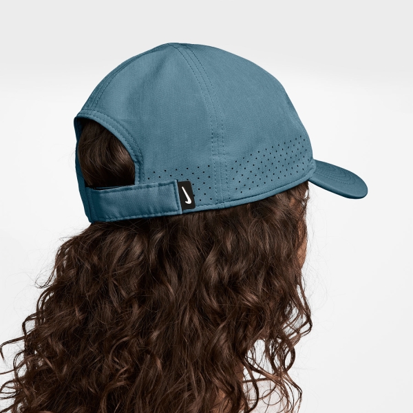 Nike Dri-FIT ADV Club Cap - Smokey Blue/White