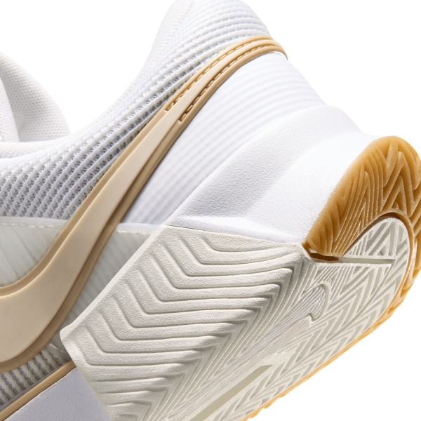 Nike Zoom GP Challenge 1.5 HC - White/Light Orewood Brown/Summit White/Linen