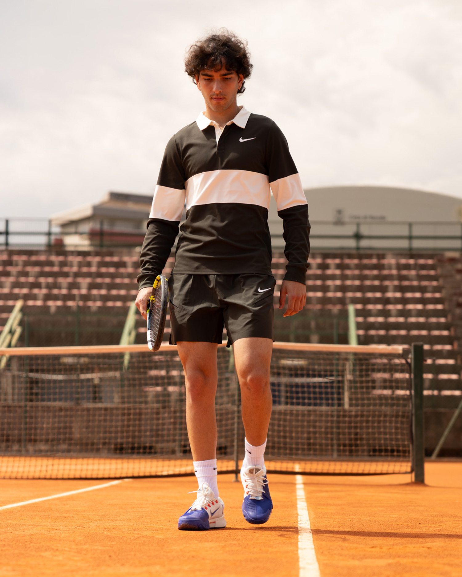 送料無料 内祝い Nike court clay on performance and elegance Collection: Paris ウェア