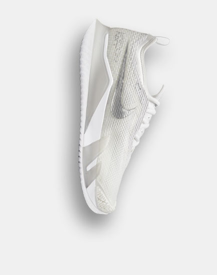 women's nike tennis shoes on sale